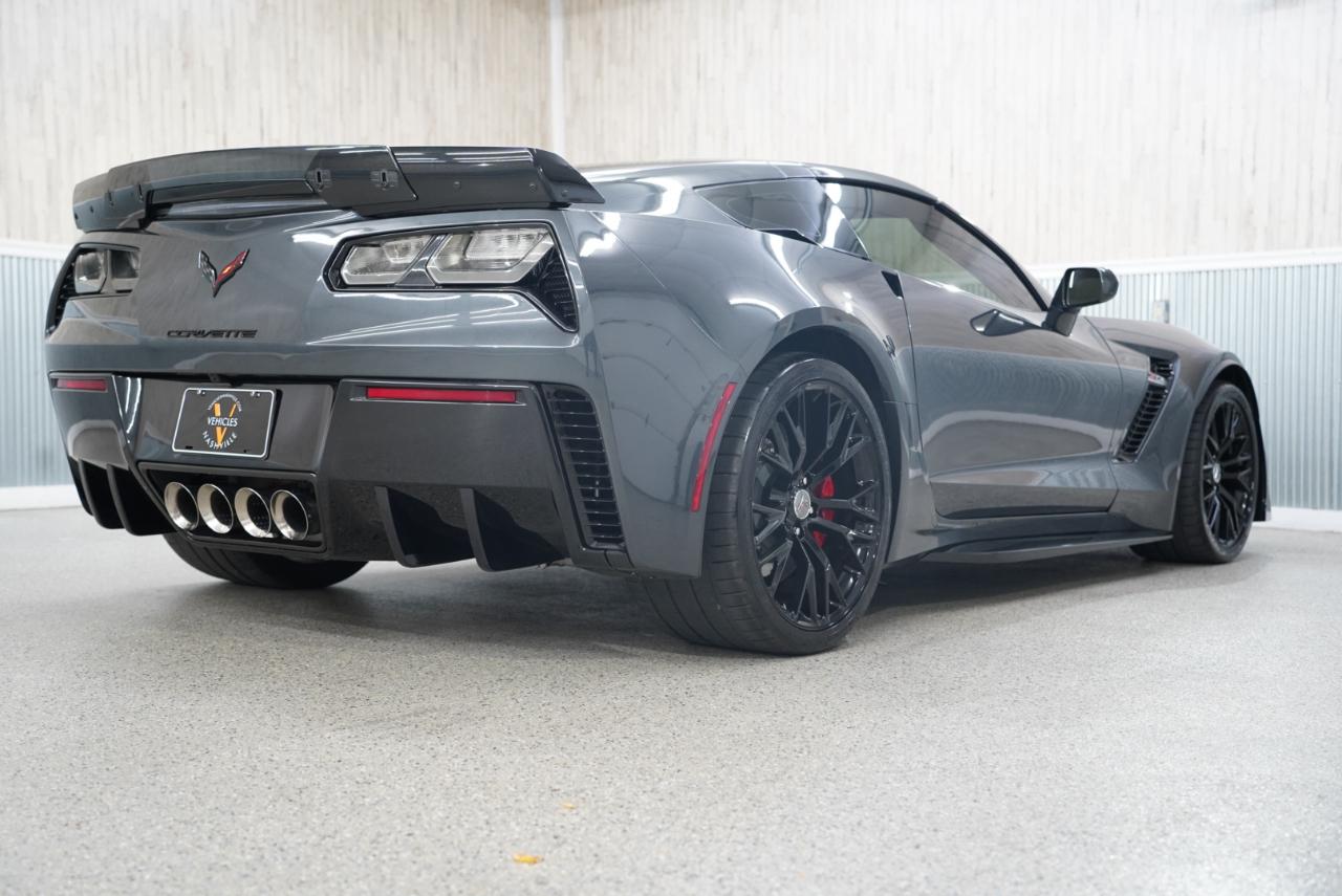 Chevrolet Corvette 2dr Z06 Cpe w/2LZ 2018