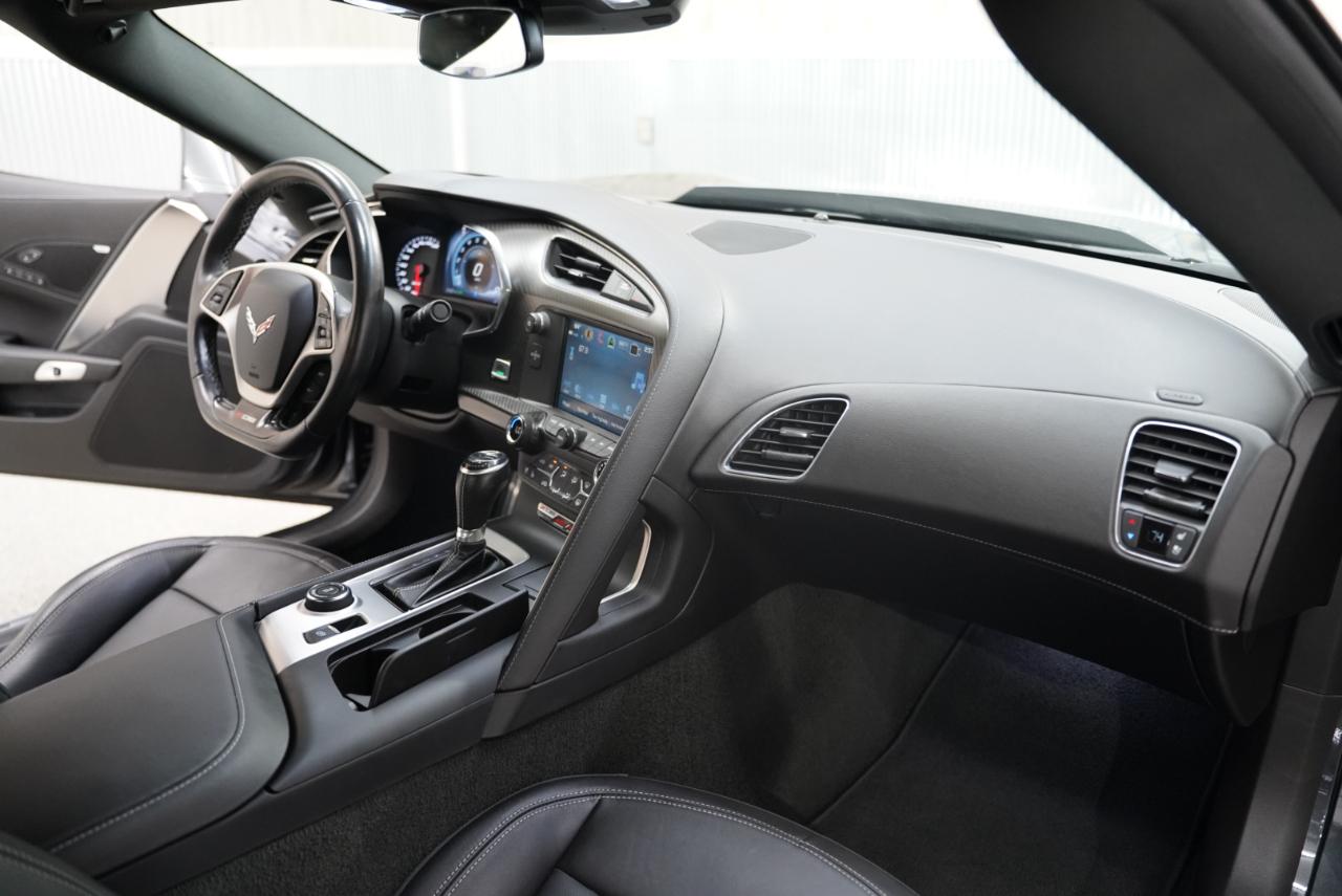 Chevrolet Corvette 2dr Z06 Cpe w/2LZ 2018
