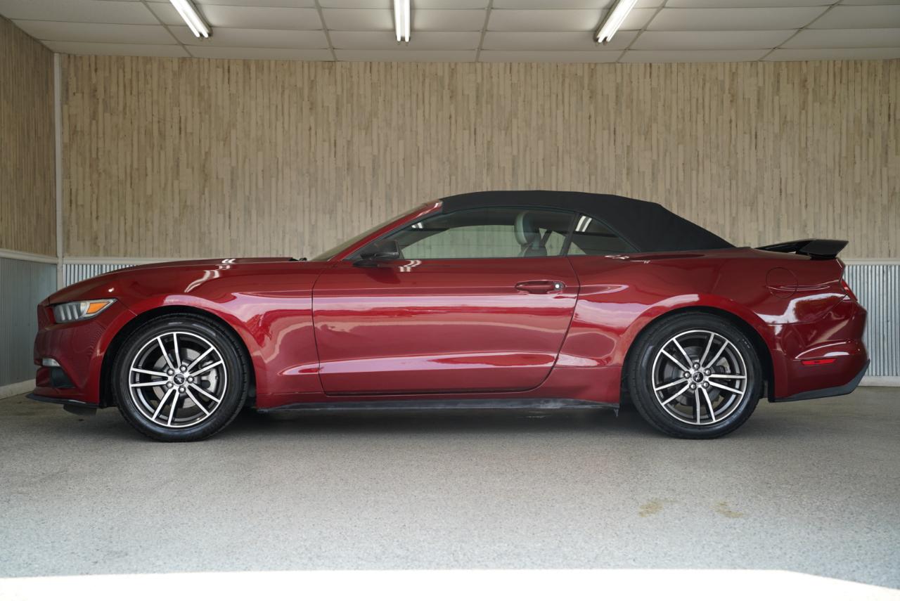 Ford Mustang EcoBoost Premium Convertible 2017