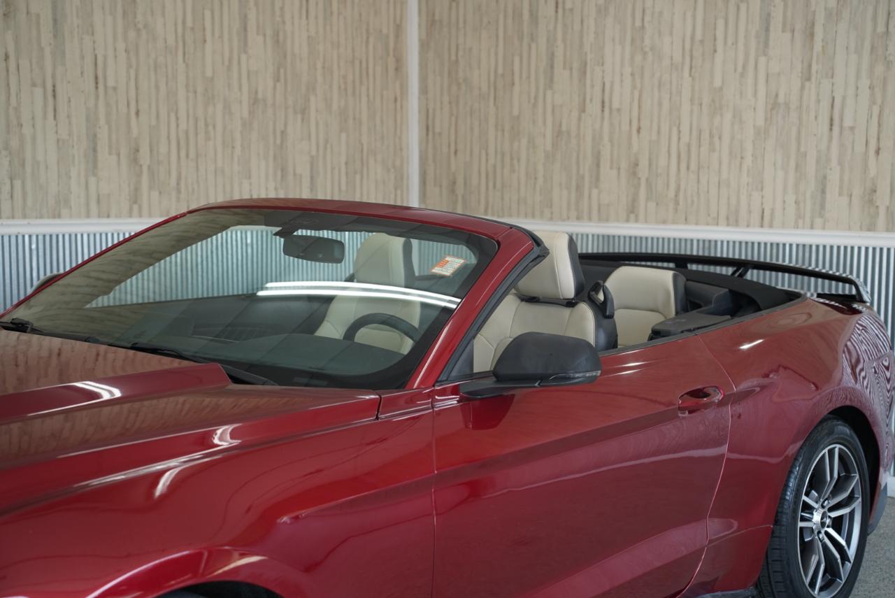 Ford Mustang EcoBoost Premium Convertible 2017