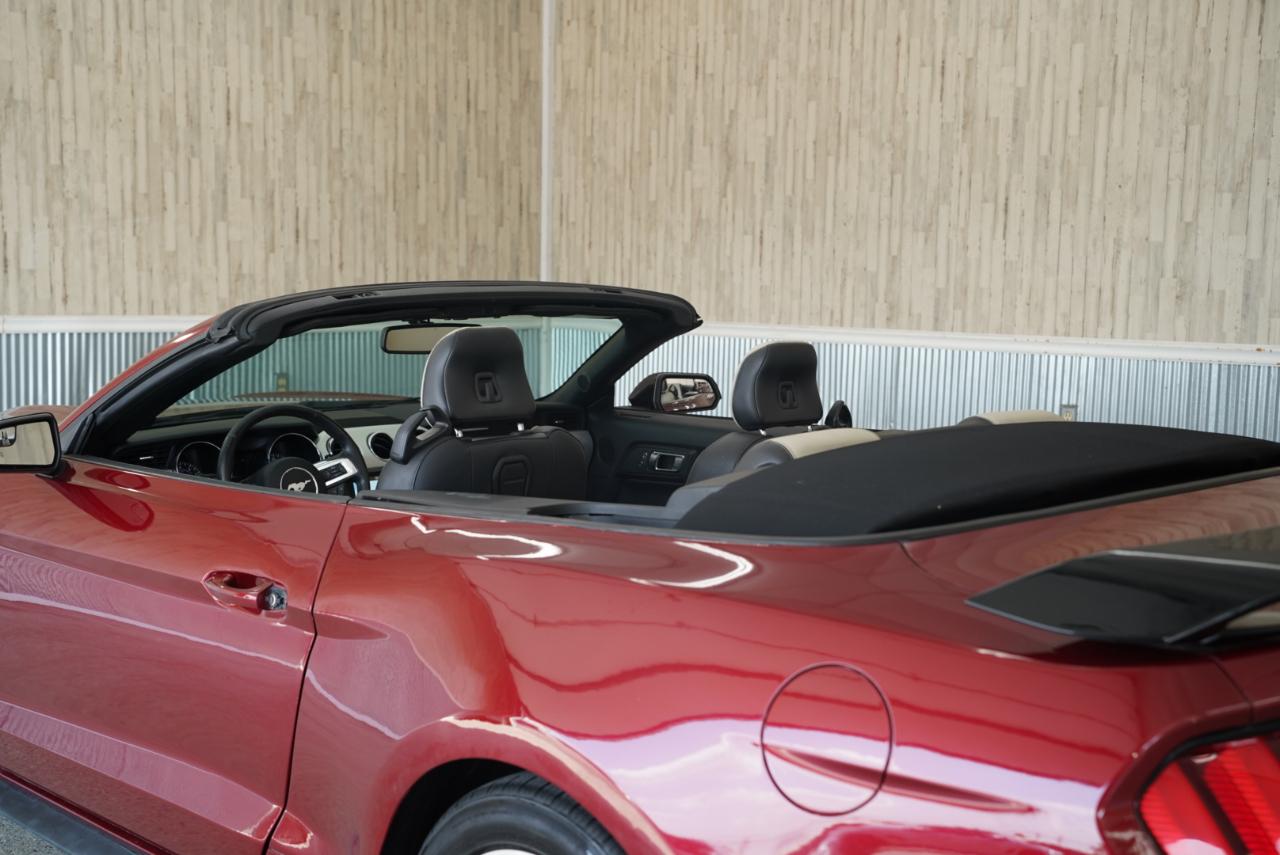 Ford Mustang EcoBoost Premium Convertible 2017