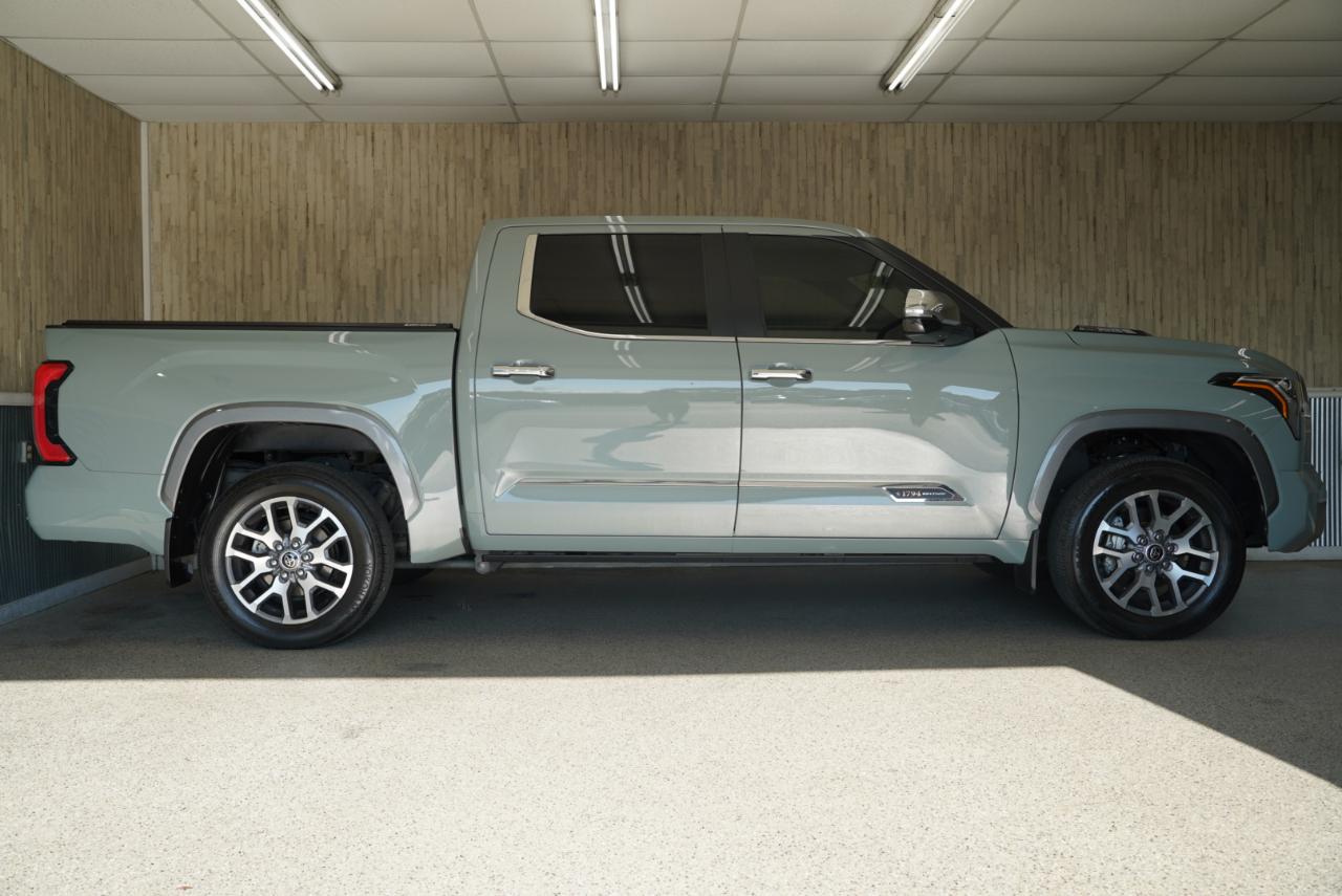 Toyota Tundra 4WD 1794 Edition Hybrid CrewMax 5.5' Bed (Natl) 2024