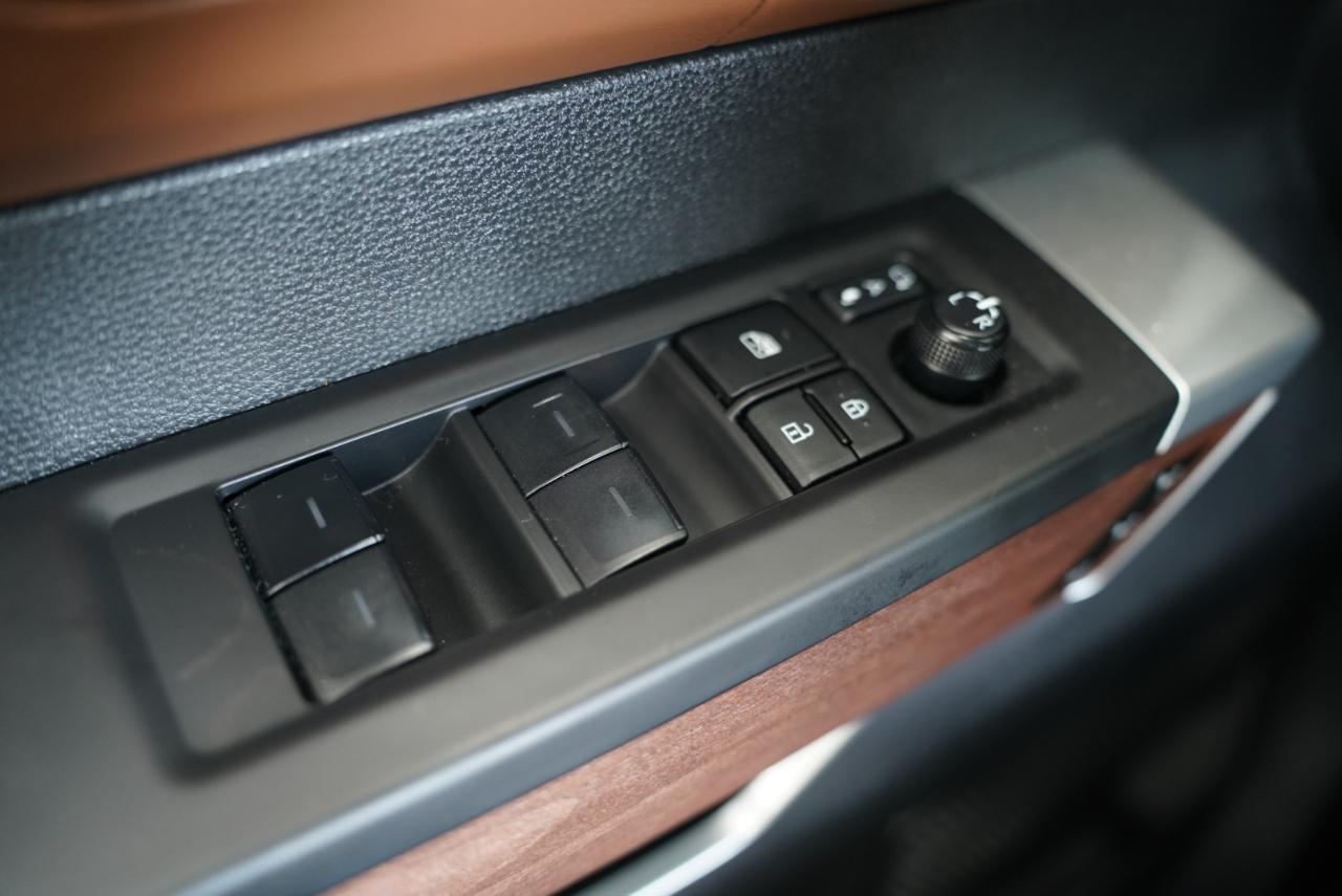 Toyota Tundra 4WD 1794 Edition Hybrid CrewMax 5.5' Bed (Natl) 2024