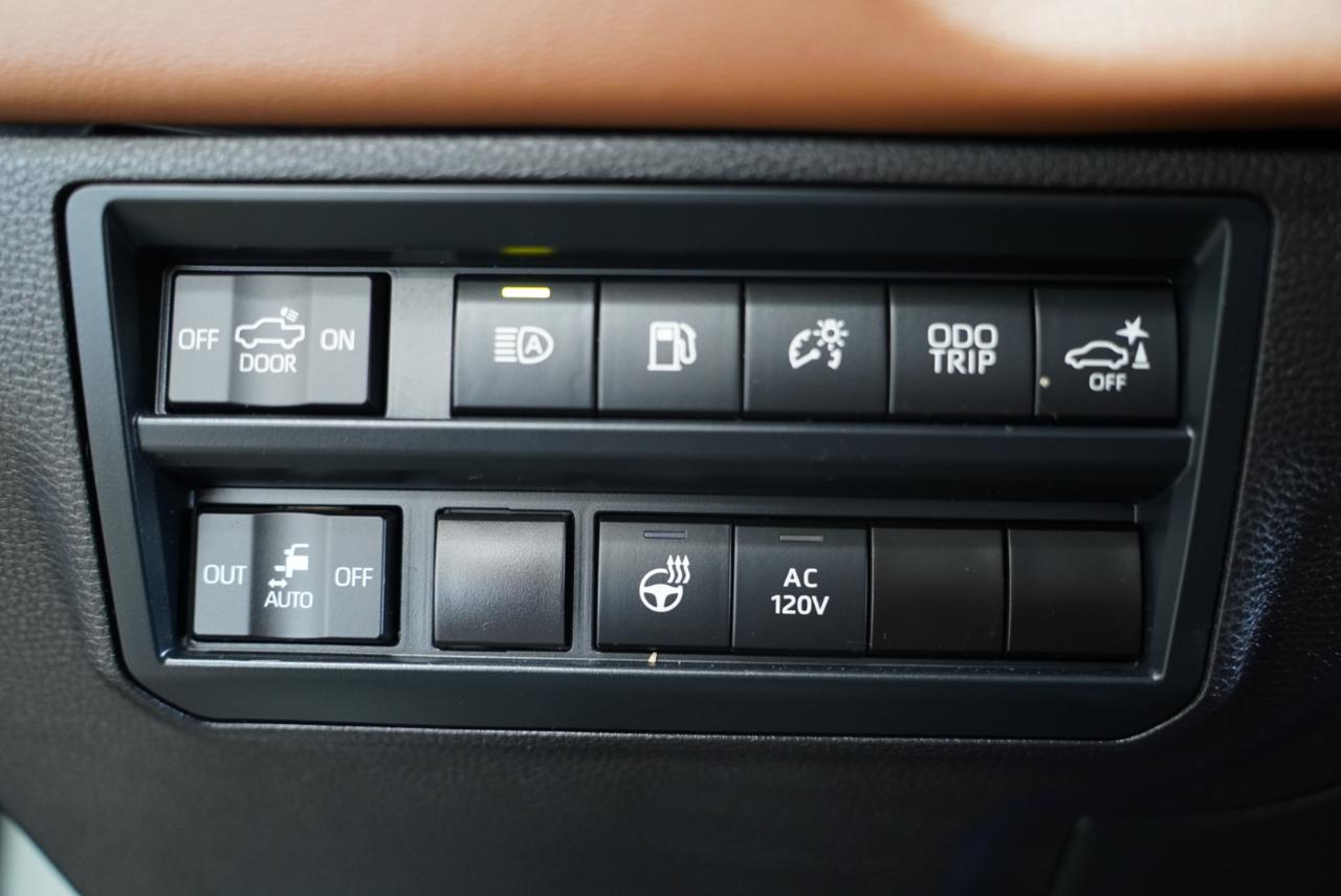 Toyota Tundra 4WD 1794 Edition Hybrid CrewMax 5.5' Bed (Natl) 2024