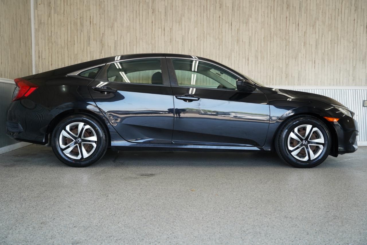 Honda Civic Sedan 4dr CVT LX 2016