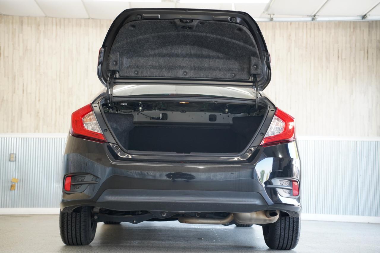 Honda Civic Sedan 4dr CVT LX 2016