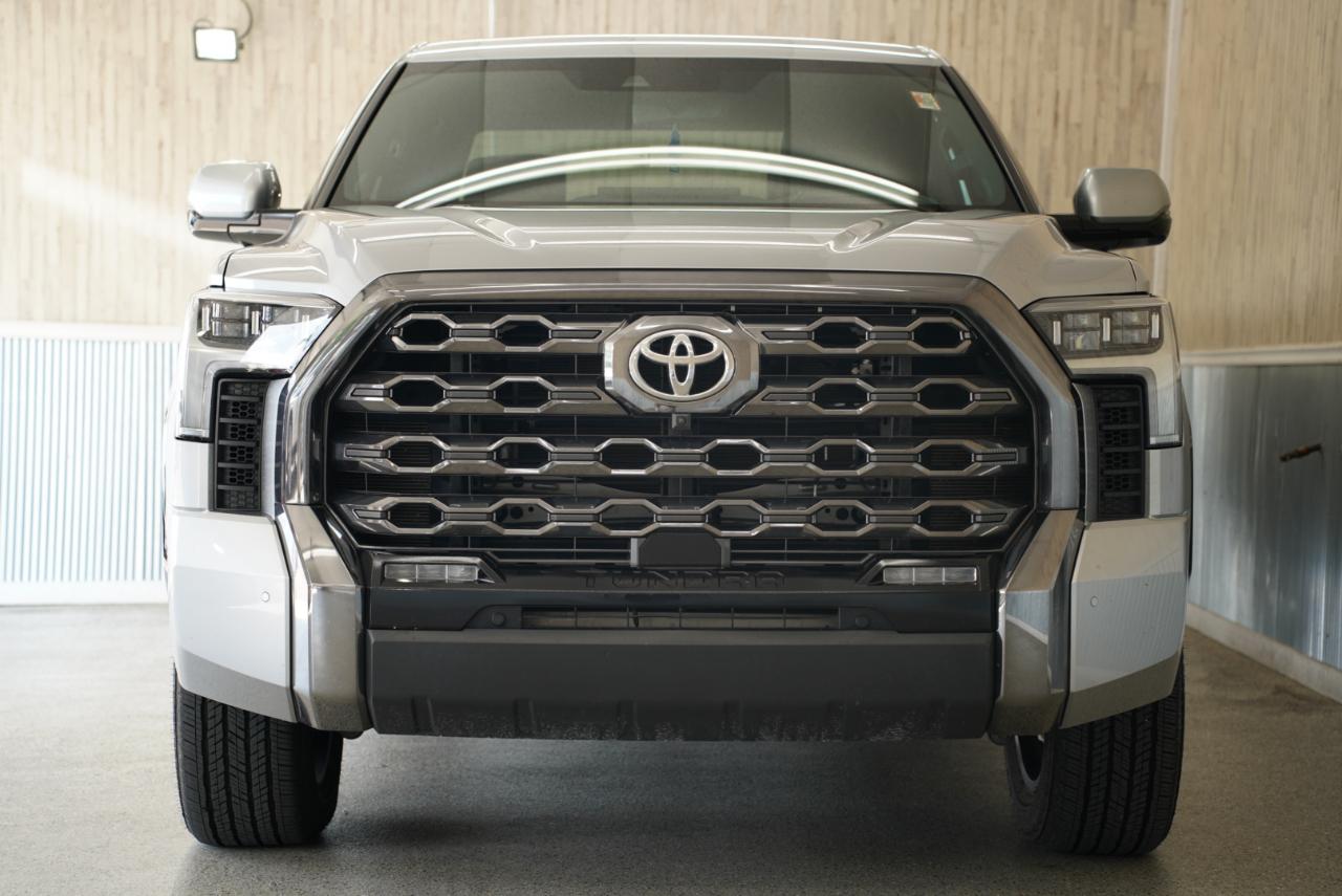 Toyota Tundra 4WD Platinum CrewMax 5.5' Bed (Natl) 2024