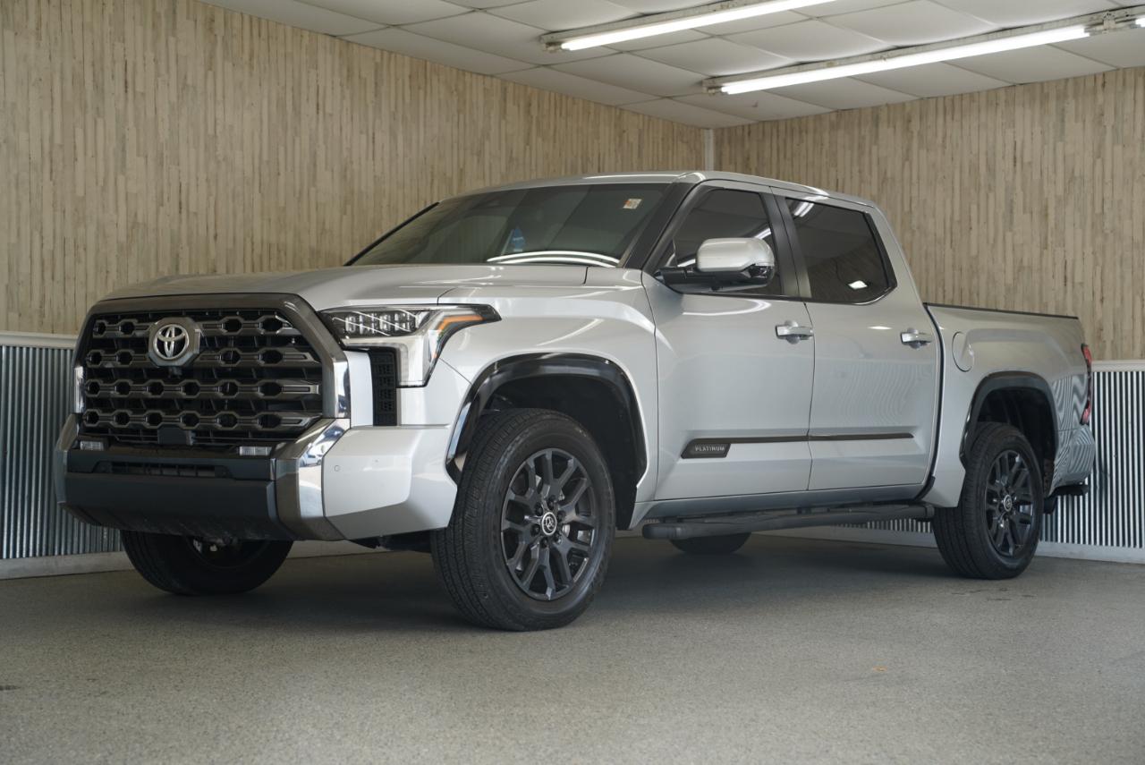 Toyota Tundra 4WD Platinum CrewMax 5.5' Bed (Natl) 2024