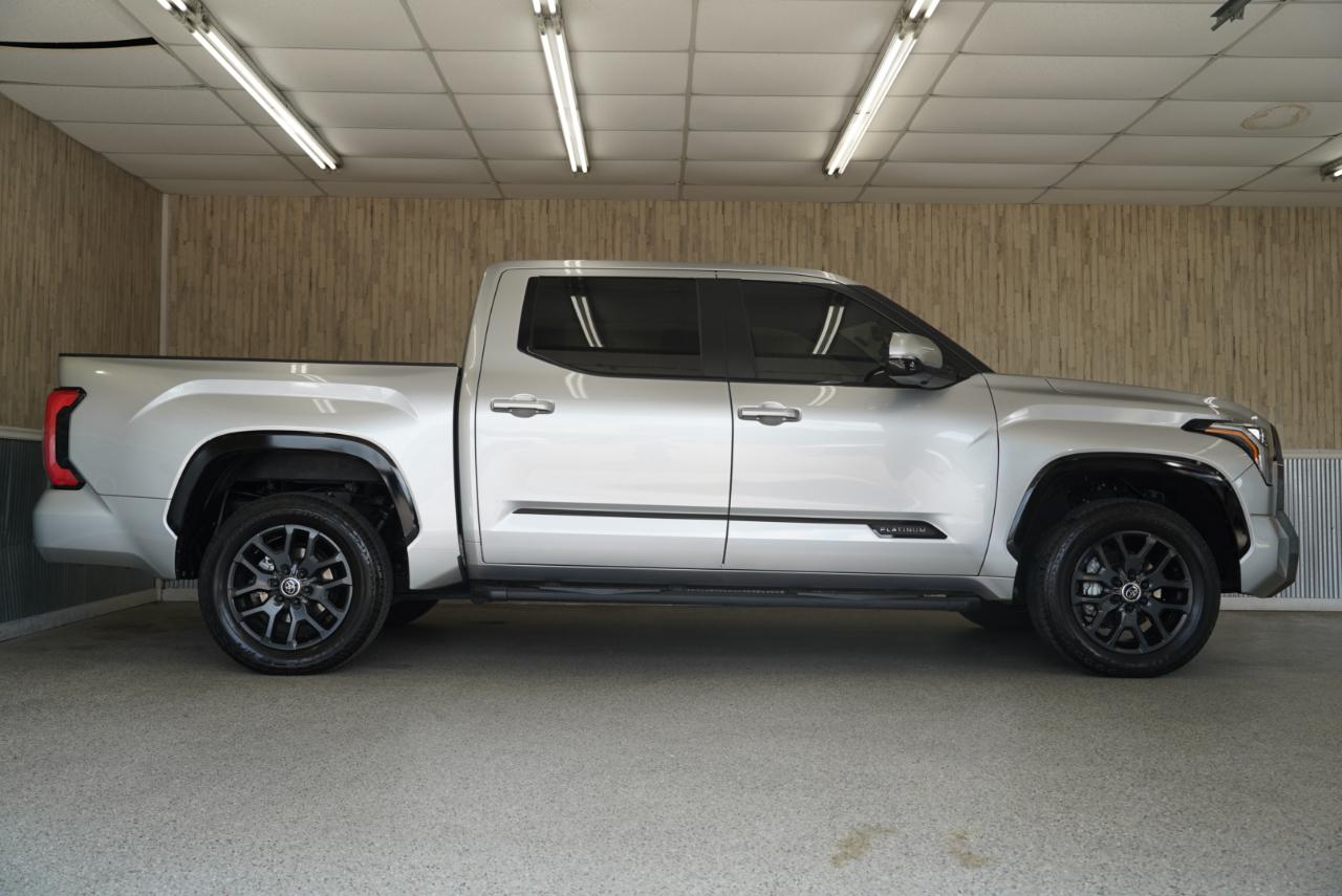 Toyota Tundra 4WD Platinum CrewMax 5.5' Bed (Natl) 2024