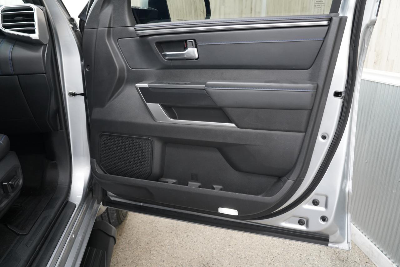 Toyota Tundra 4WD Platinum CrewMax 5.5' Bed (Natl) 2024