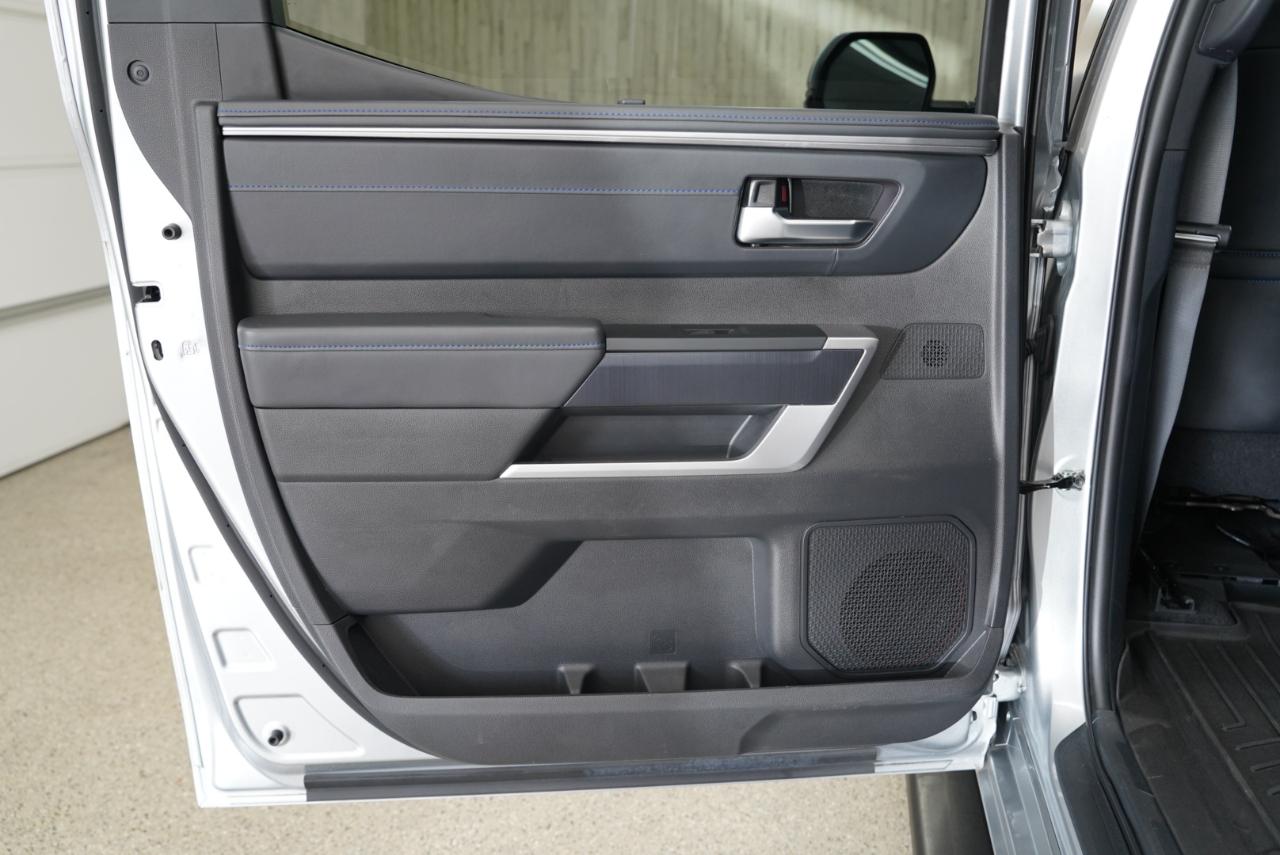Toyota Tundra 4WD Platinum CrewMax 5.5' Bed (Natl) 2024