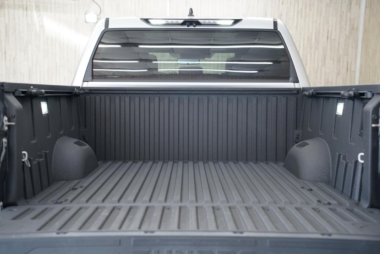 Toyota Tundra 4WD Platinum CrewMax 5.5' Bed (Natl) 2024