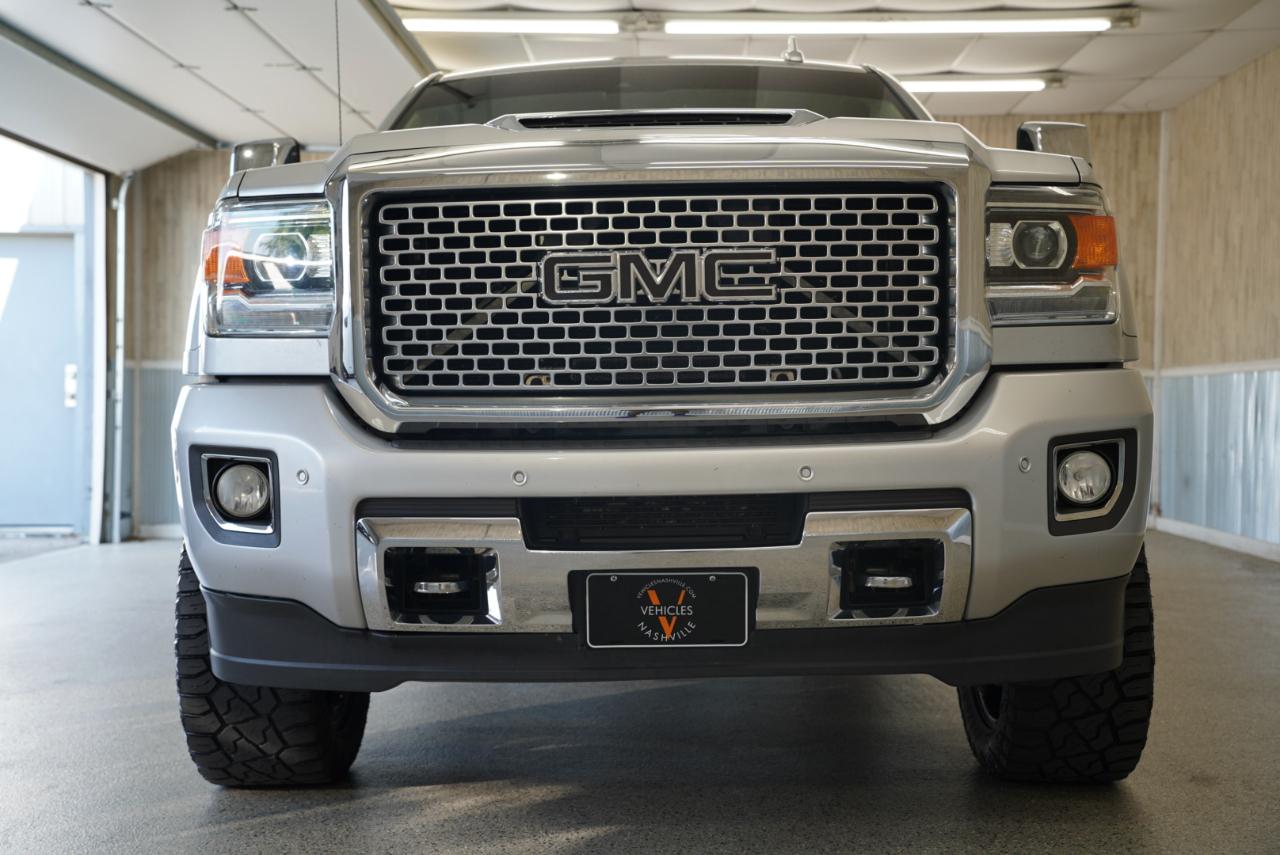 GMC Sierra 2500HD 4WD Crew Cab 153.7" Denali 2017