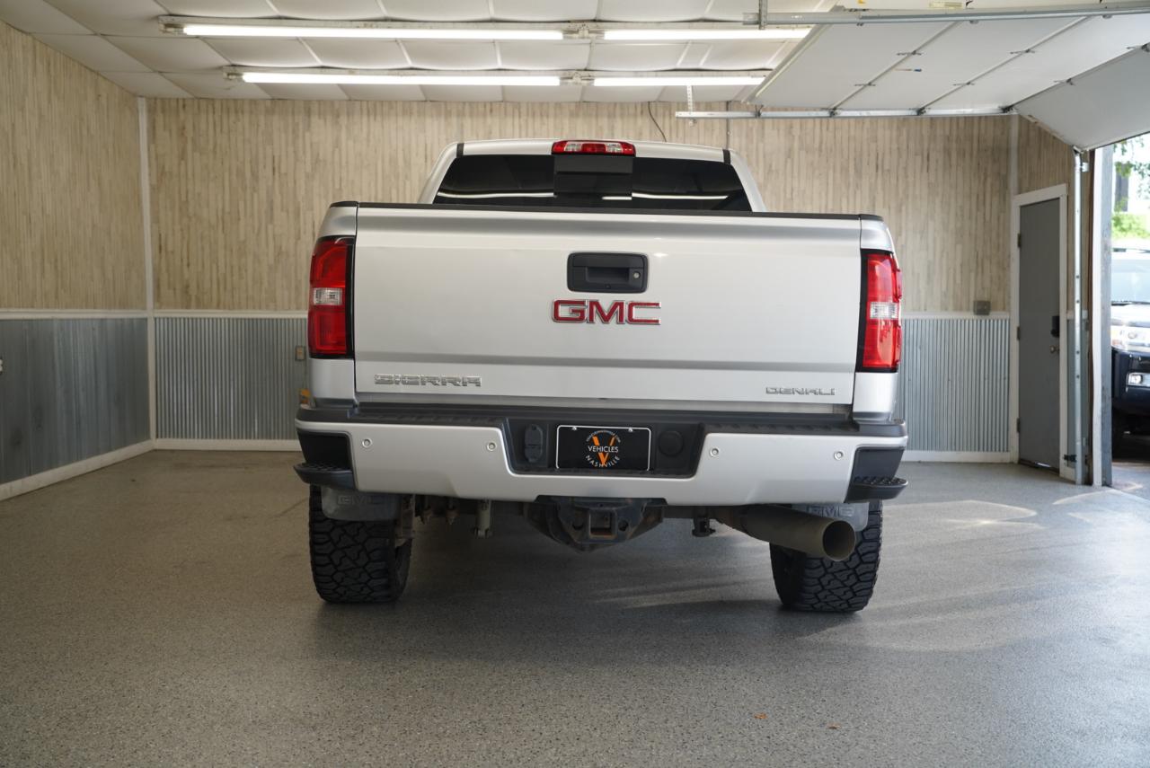 GMC Sierra 2500HD 4WD Crew Cab 153.7" Denali 2017