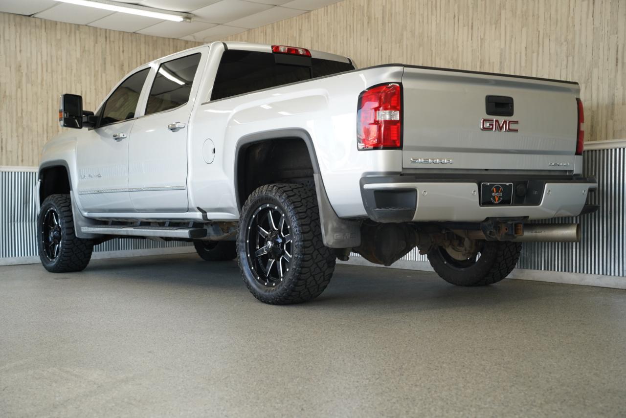 GMC Sierra 2500HD 4WD Crew Cab 153.7" Denali 2017