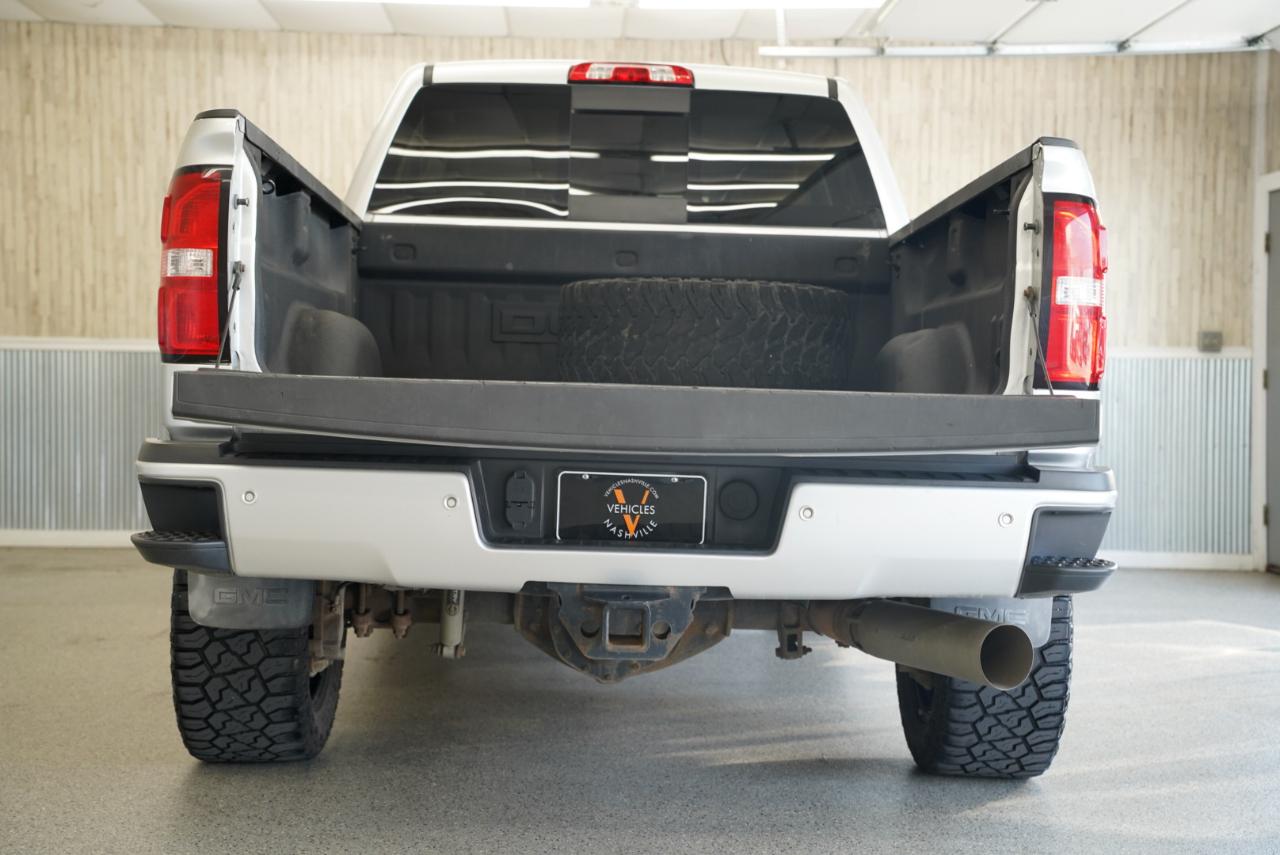 GMC Sierra 2500HD 4WD Crew Cab 153.7" Denali 2017