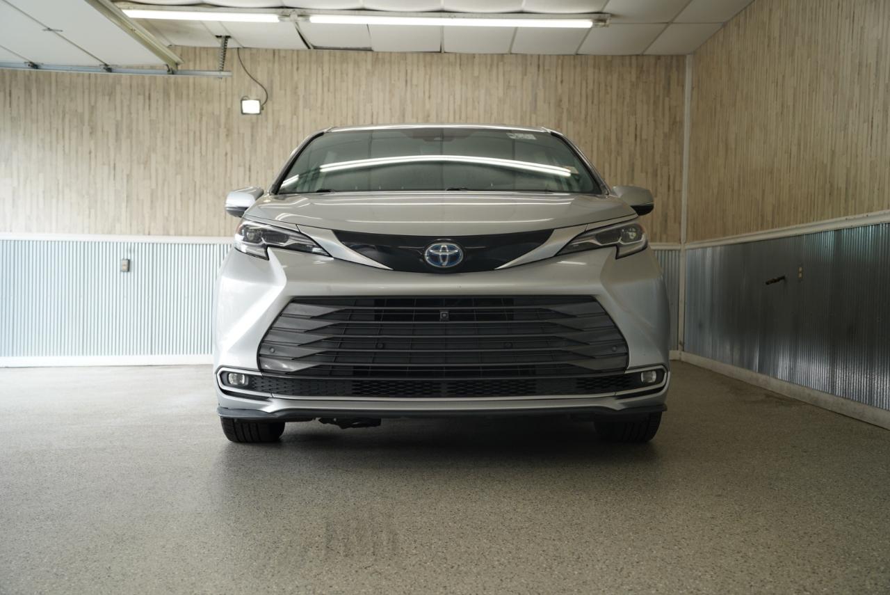 Toyota Sienna Limited AWD 7-Passenger (Natl) 2021