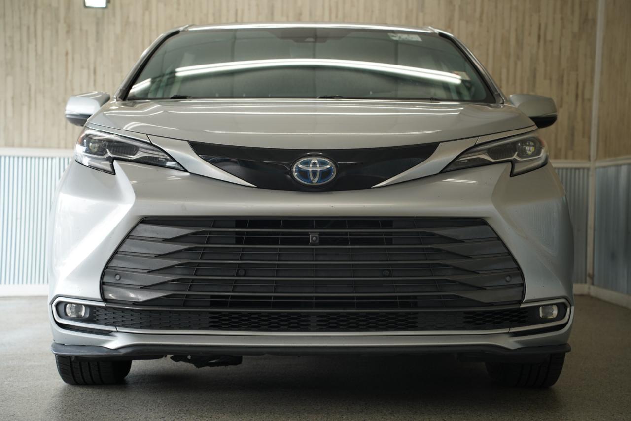 Toyota Sienna Limited AWD 7-Passenger (Natl) 2021