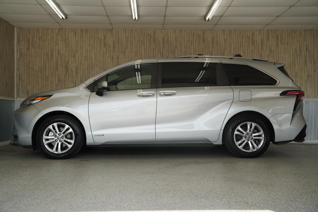 Toyota Sienna Limited AWD 7-Passenger (Natl) 2021