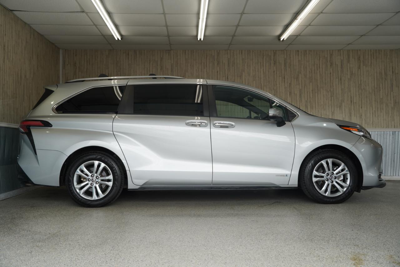 Toyota Sienna Limited AWD 7-Passenger (Natl) 2021