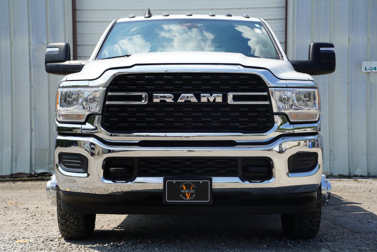 RAM 3500 Chassis Cab SLT 4WD Crew Cab 60" CA 172.4" WB 2024