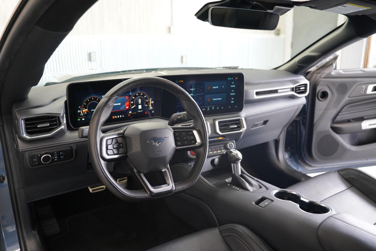 Ford Mustang EcoBoost Fastback 2025