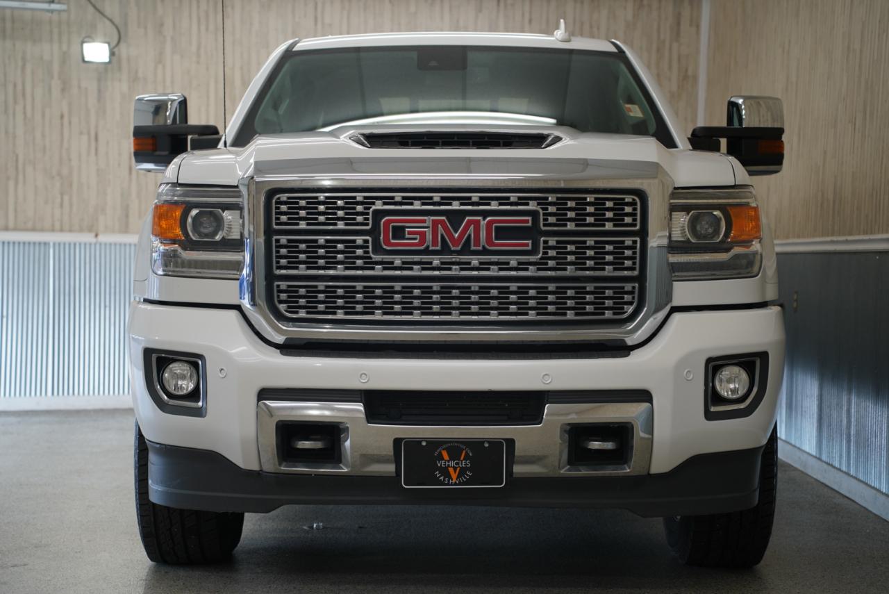 GMC Sierra 2500HD 4WD Crew Cab 153.7" Denali 2019