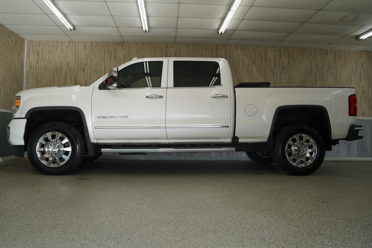 GMC Sierra 2500HD 4WD Crew Cab 153.7" Denali 2019