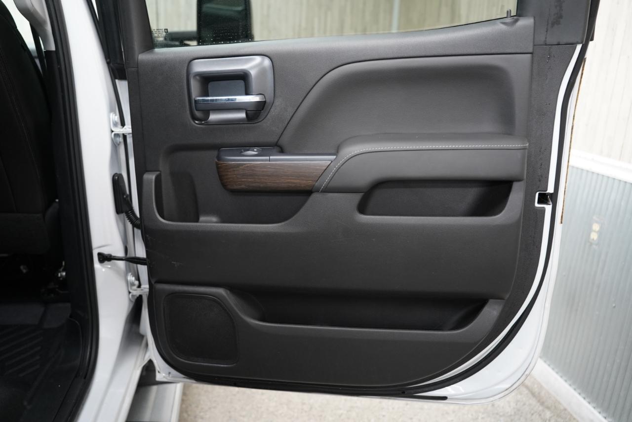 GMC Sierra 2500HD 4WD Crew Cab 153.7" Denali 2019
