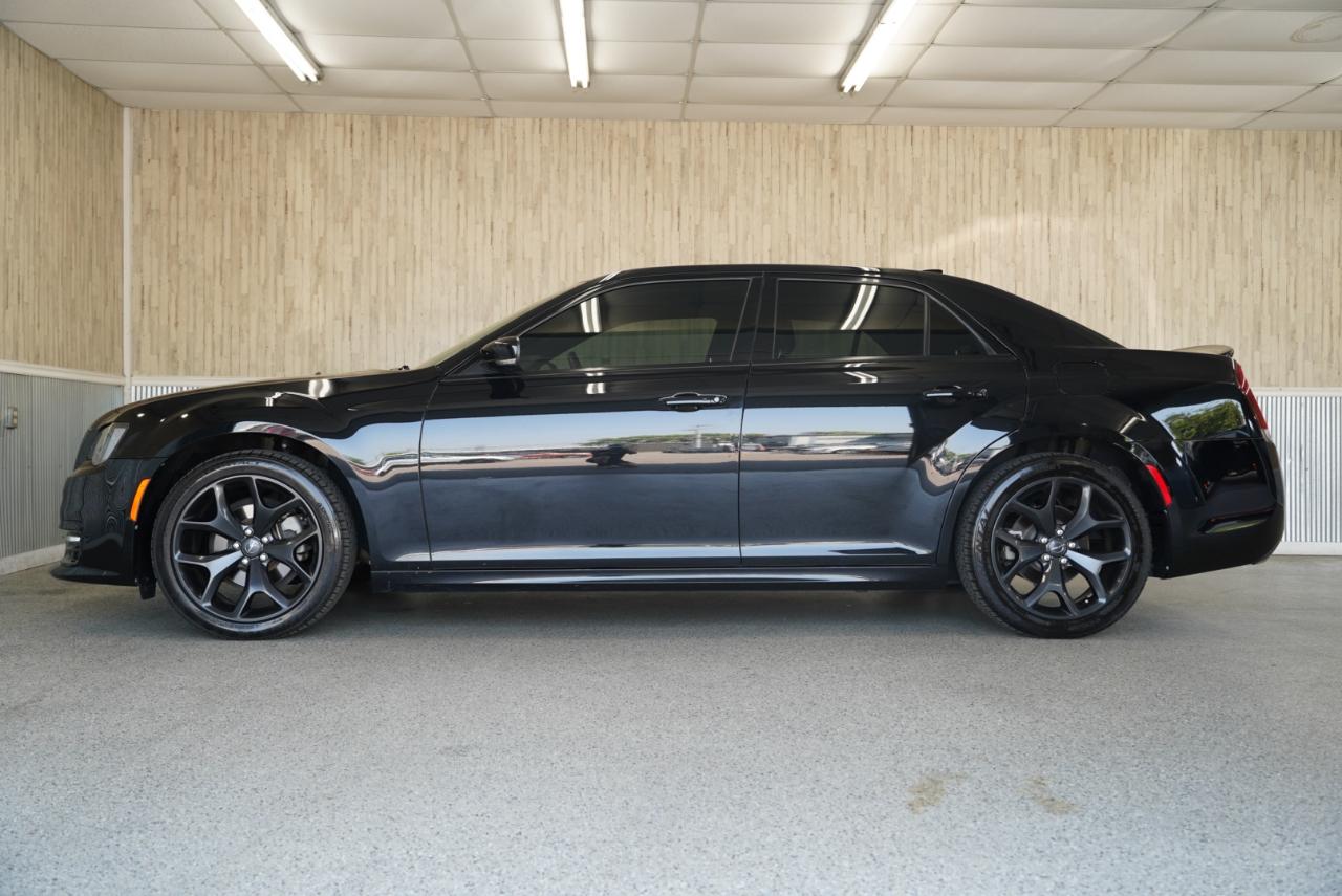 Chrysler 300 300S RWD 2021