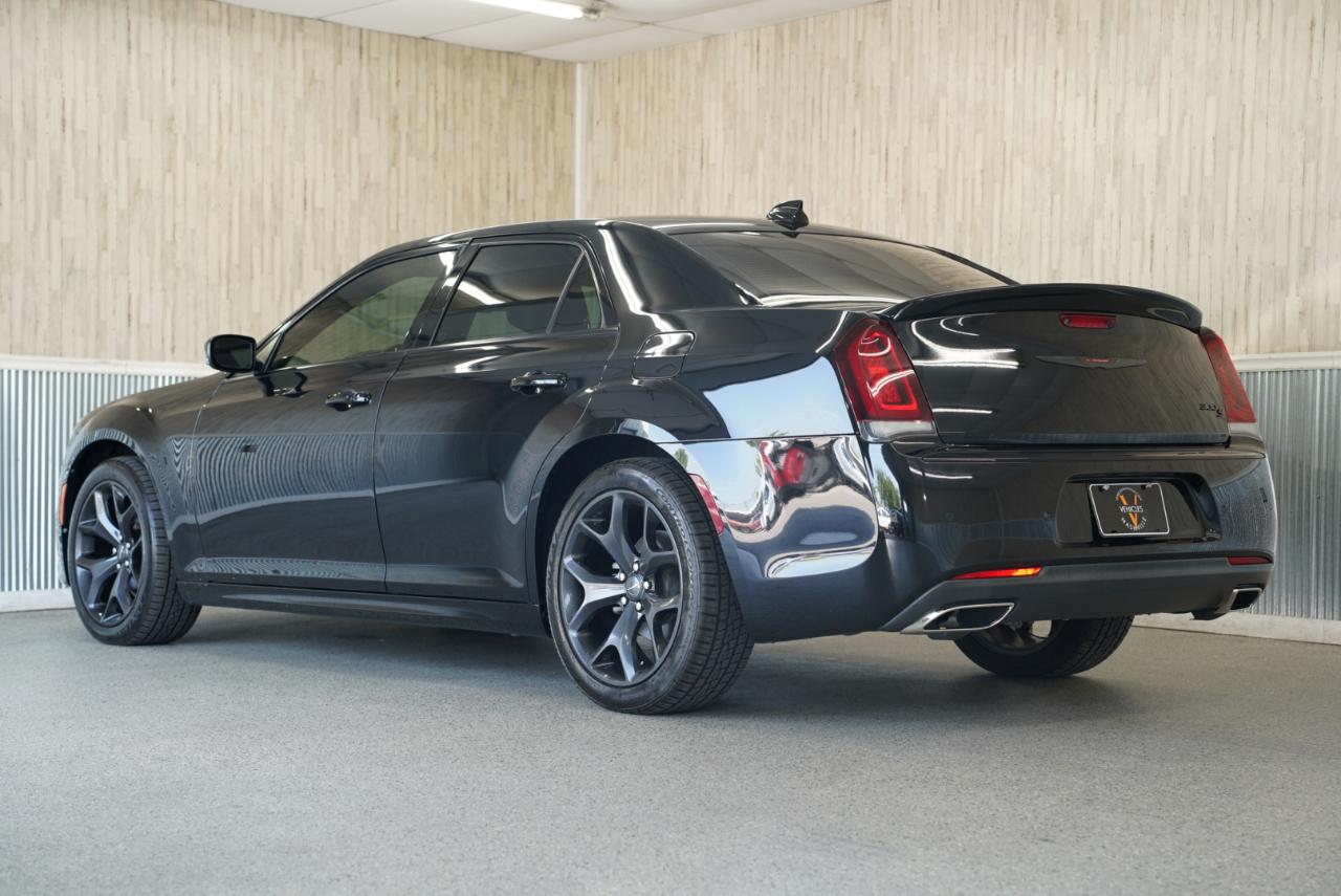 Chrysler 300 300S RWD 2021