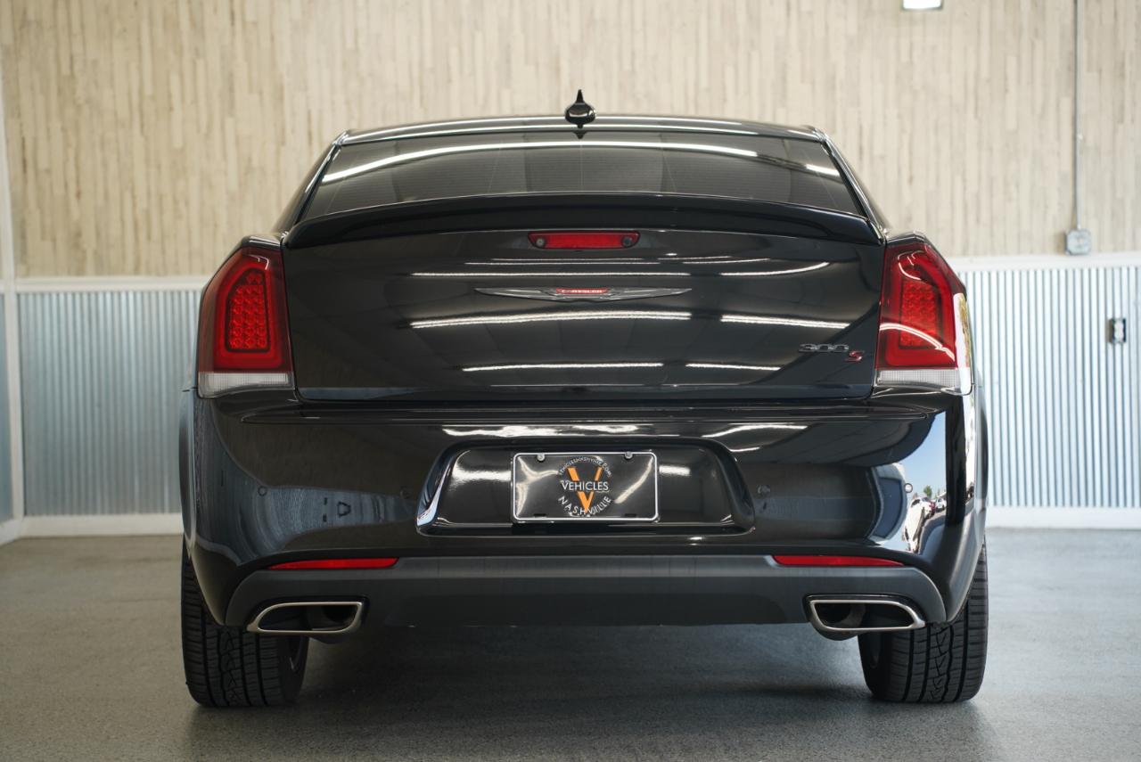 Chrysler 300 300S RWD 2021