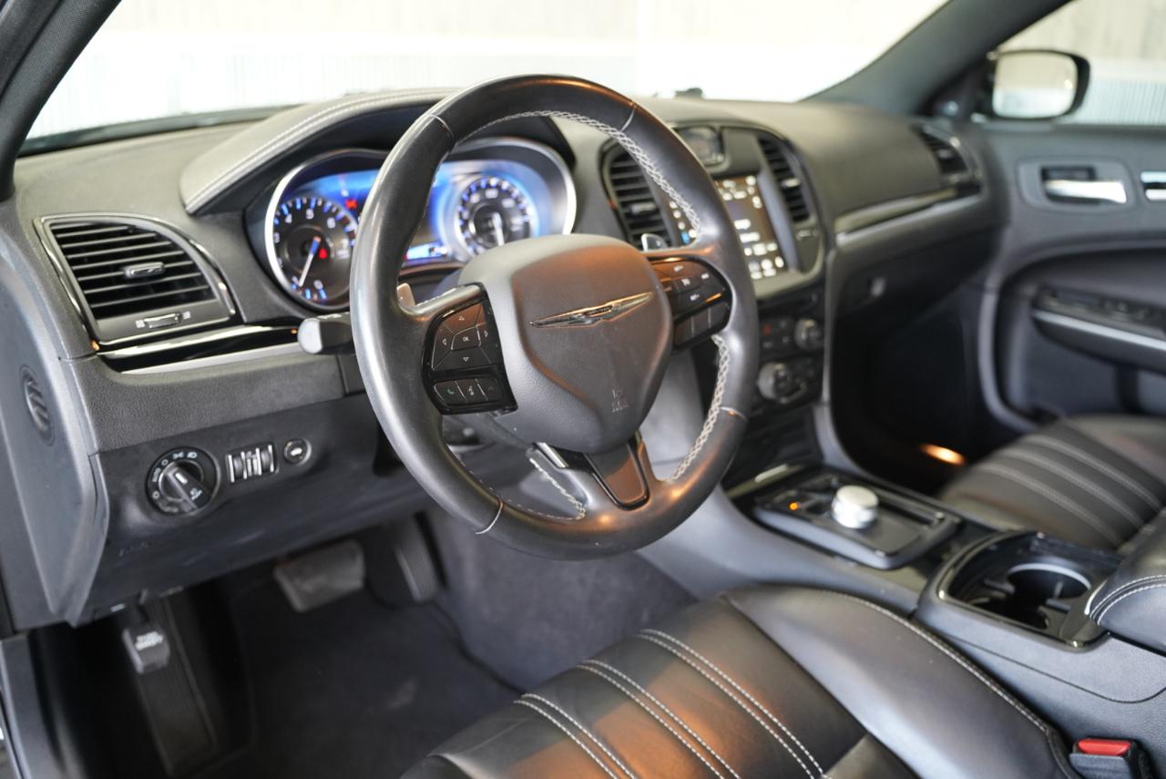 Chrysler 300 300S RWD 2021