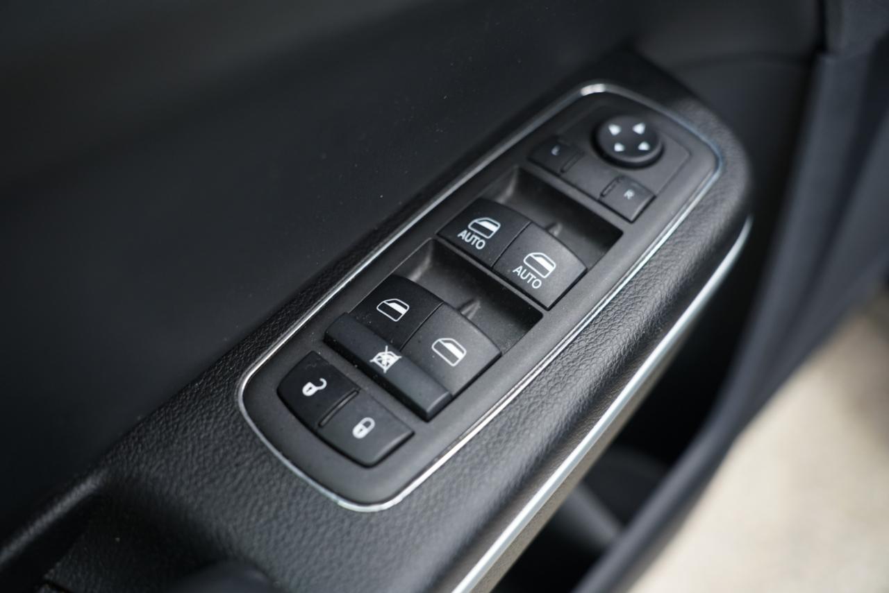 Chrysler 300 300S RWD 2021