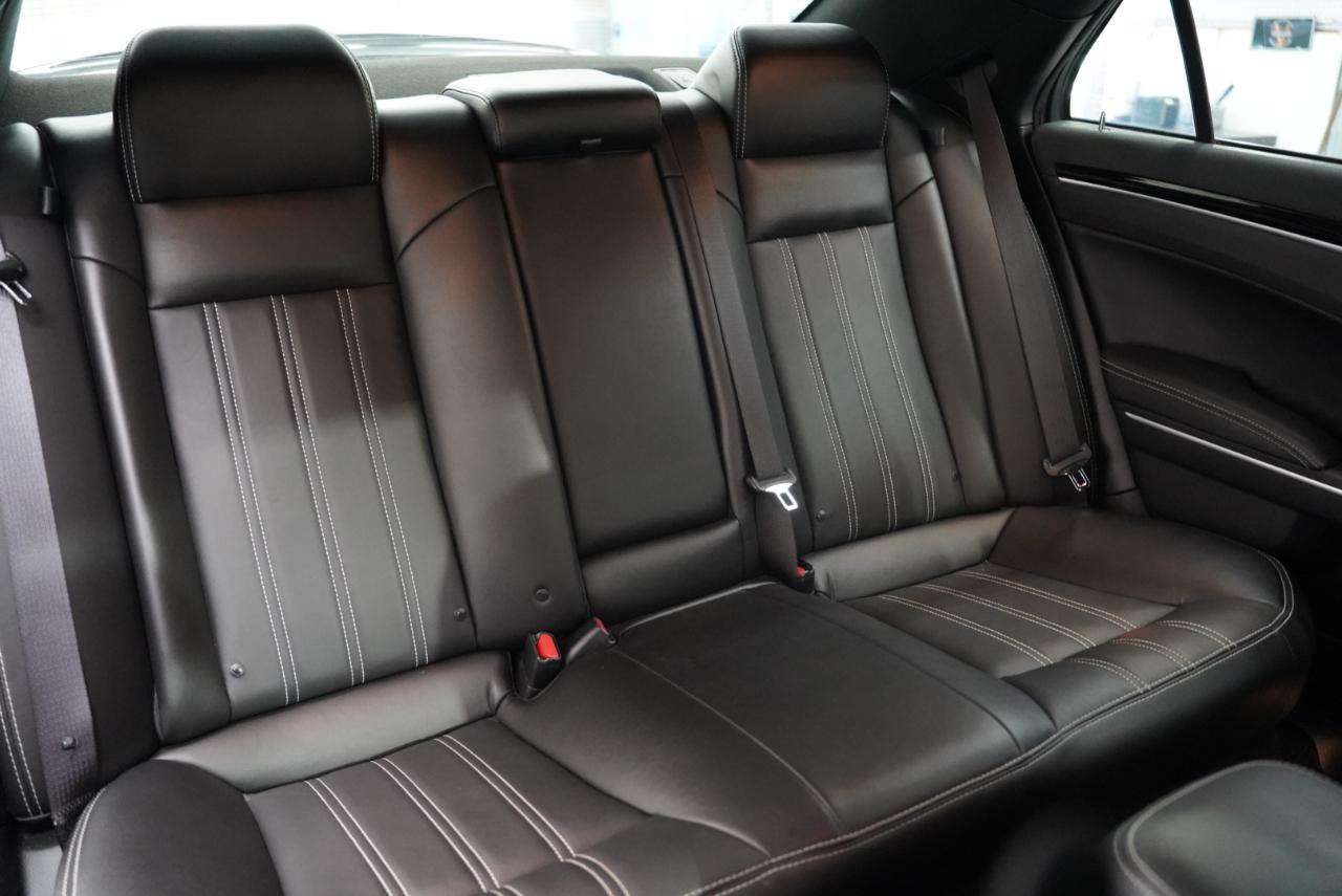 Chrysler 300 300S RWD 2021