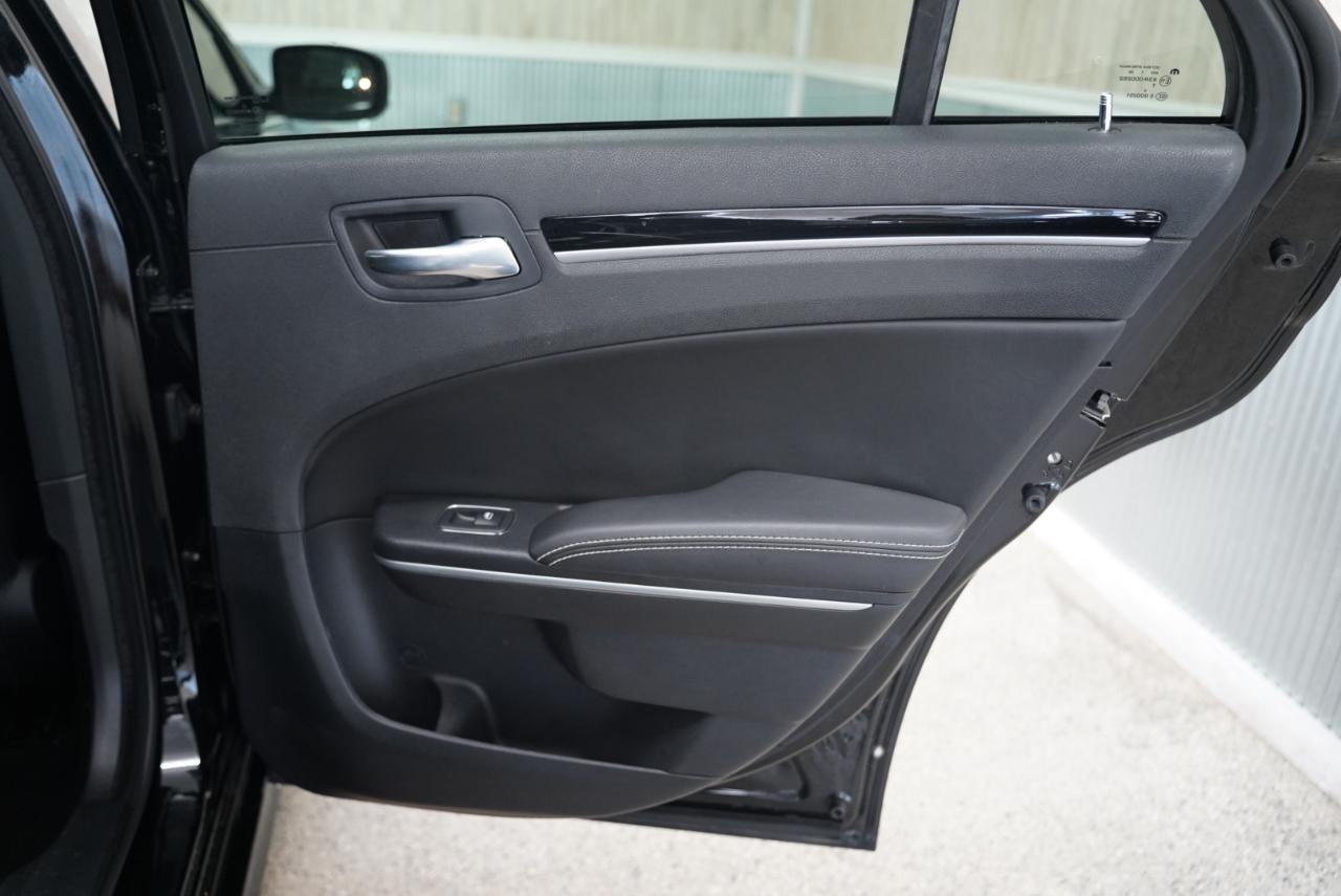 Chrysler 300 300S RWD 2021