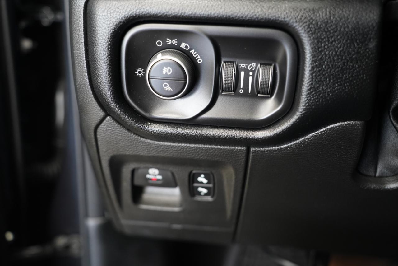 RAM 1500 Big Horn/Lone Star 4x4 Quad Cab 6'4" Box 2019