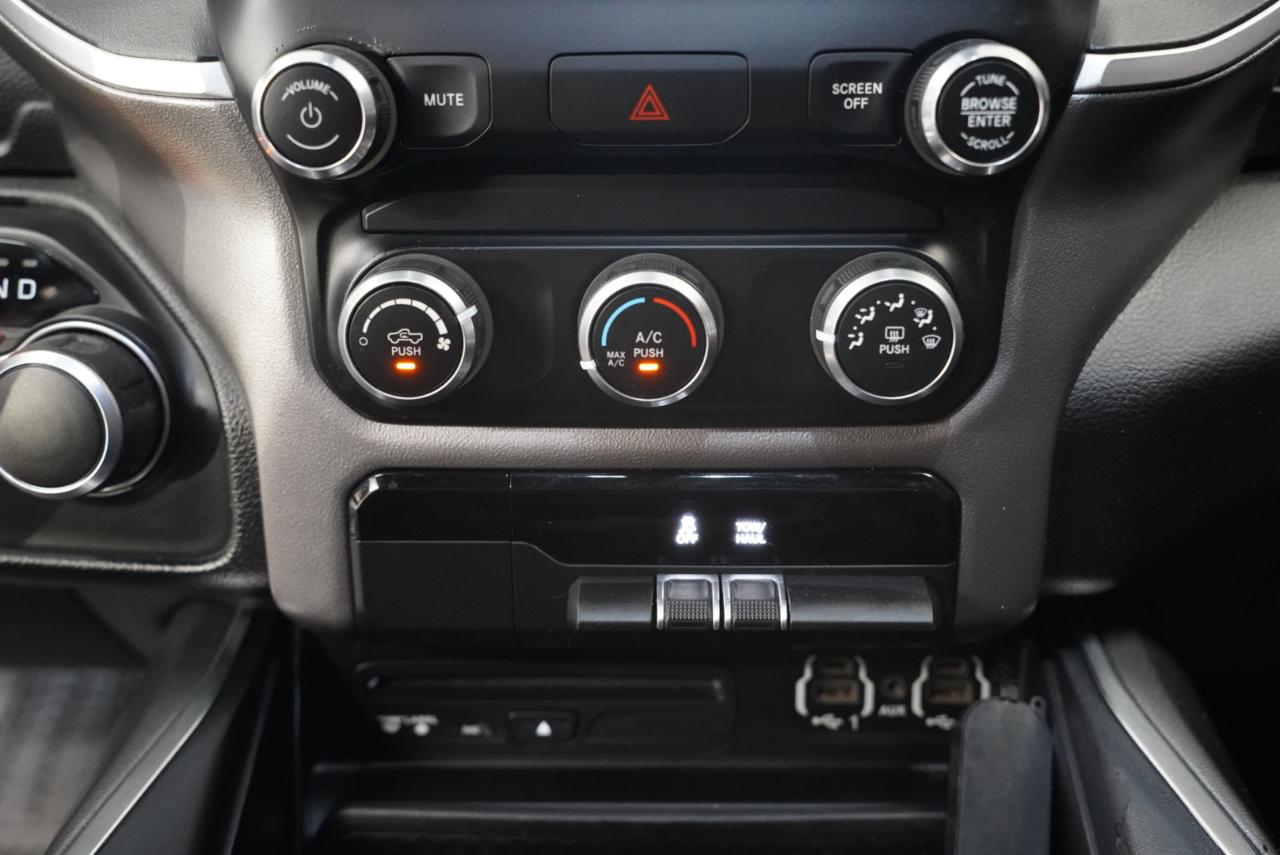 RAM 1500 Big Horn/Lone Star 4x4 Quad Cab 6'4" Box 2019