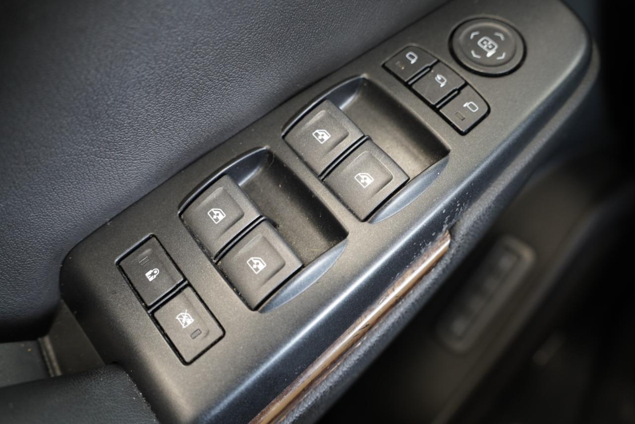 Chevrolet Tahoe 4WD 4dr LT 2019