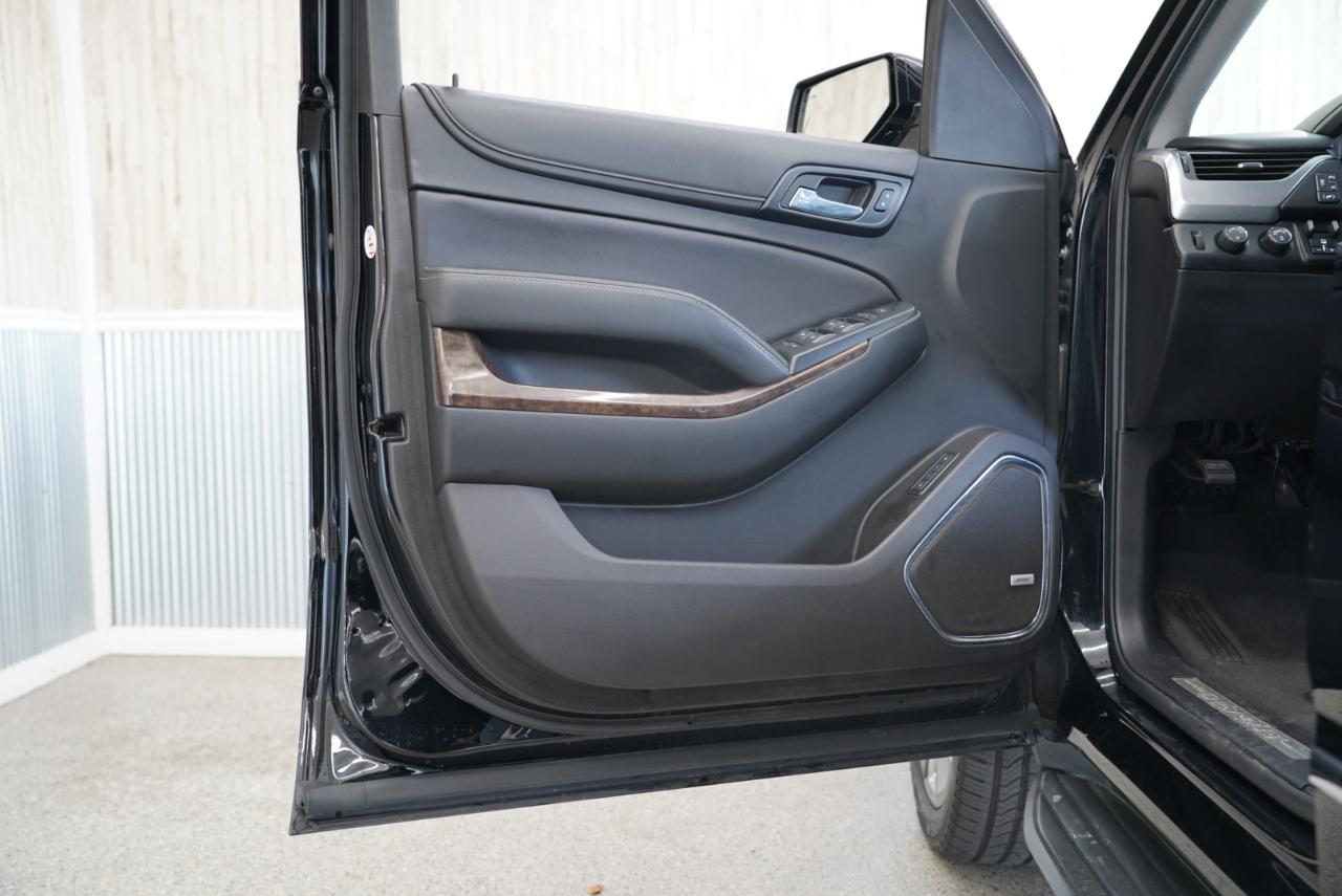 Chevrolet Tahoe 4WD 4dr LT 2019