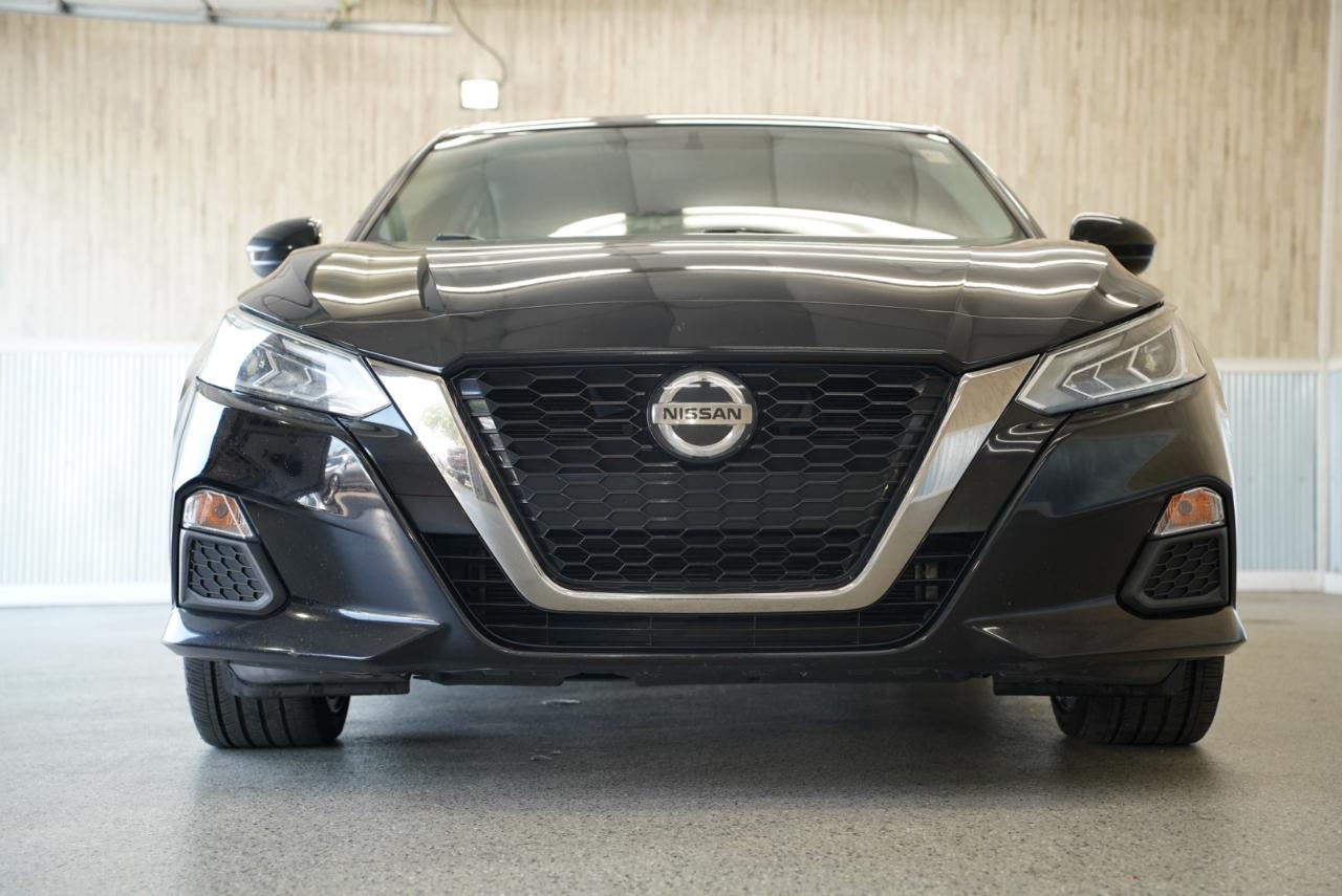 Nissan Altima 2.5 SR Sedan 2019