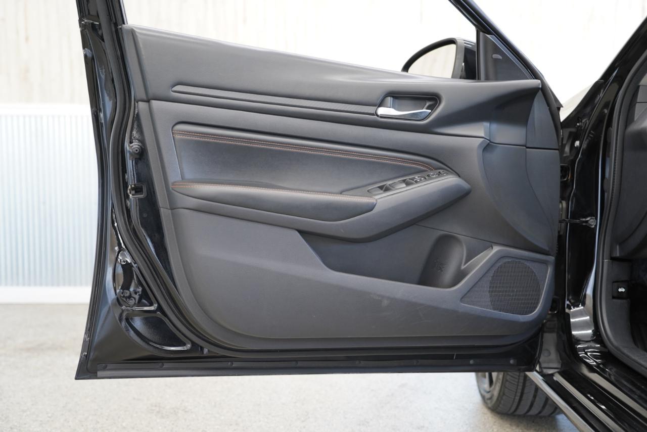 Nissan Altima 2.5 SR Sedan 2019