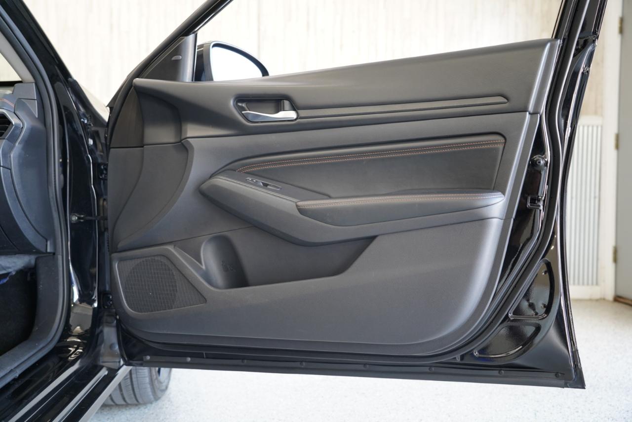 Nissan Altima 2.5 SR Sedan 2019