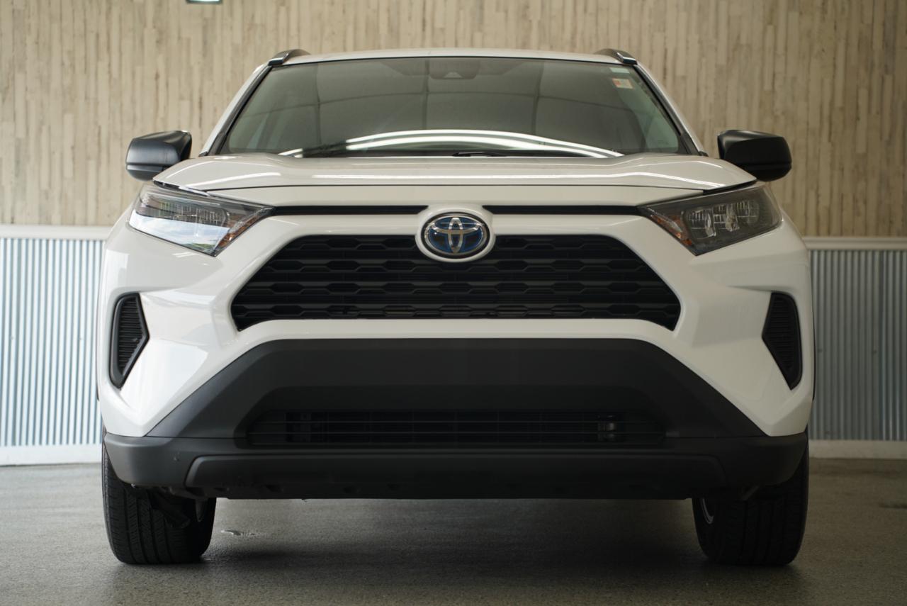 Toyota RAV4 Hybrid LE AWD (Natl) 2021