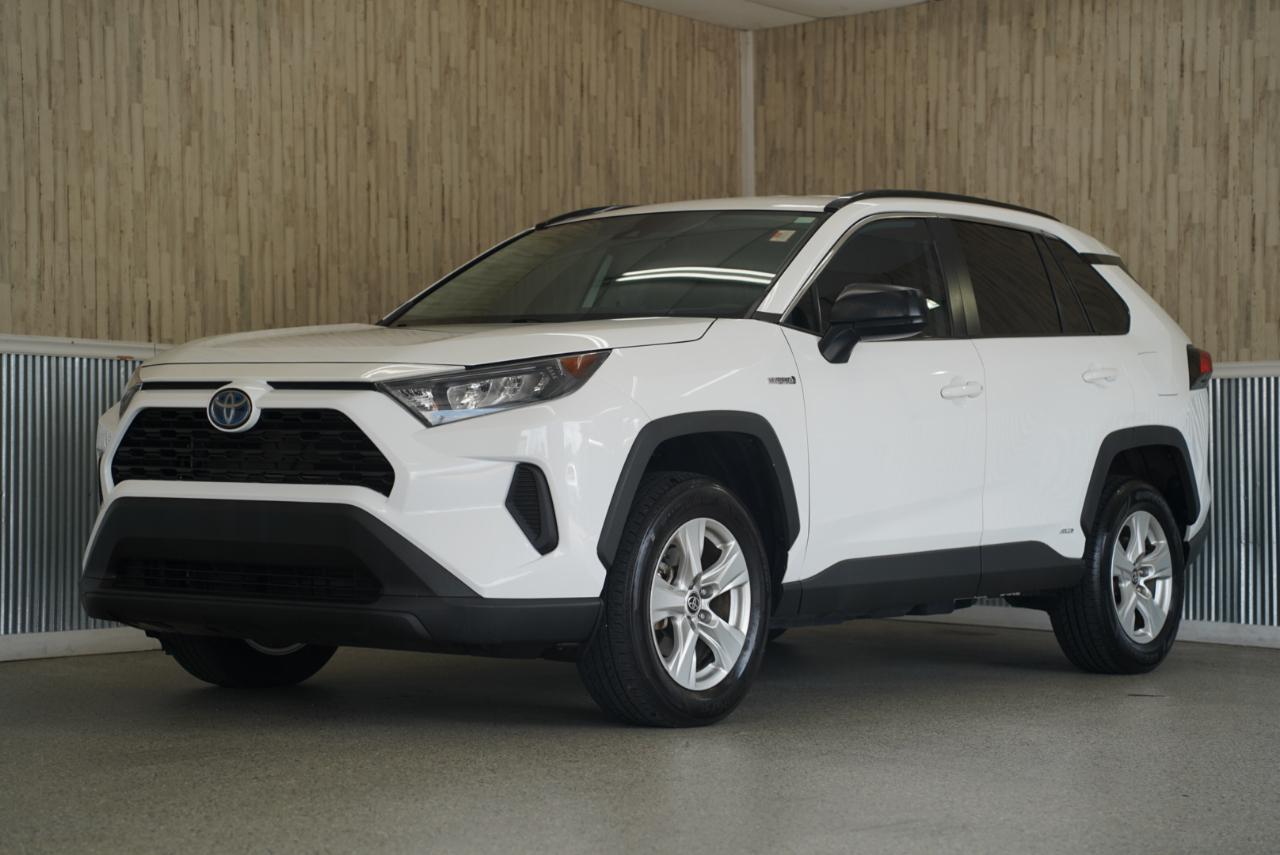Toyota RAV4 Hybrid LE AWD (Natl) 2021