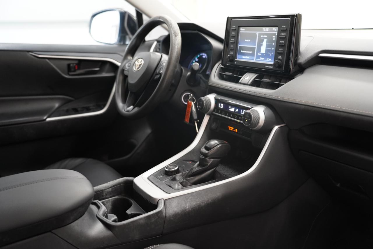 Toyota RAV4 Hybrid LE AWD (Natl) 2021