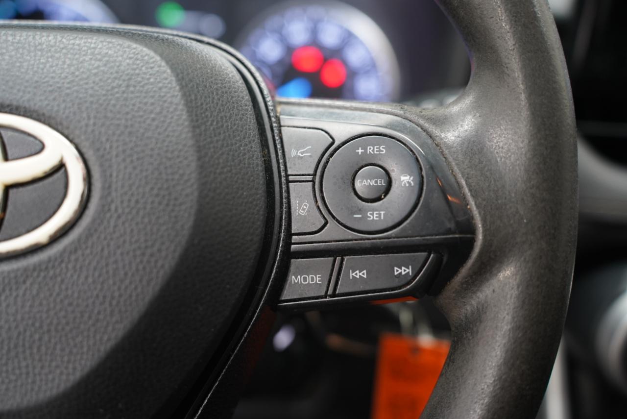 Toyota RAV4 Hybrid LE AWD (Natl) 2021