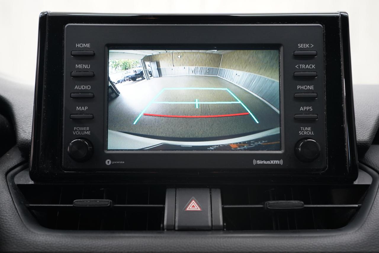 Toyota RAV4 Hybrid LE AWD (Natl) 2021