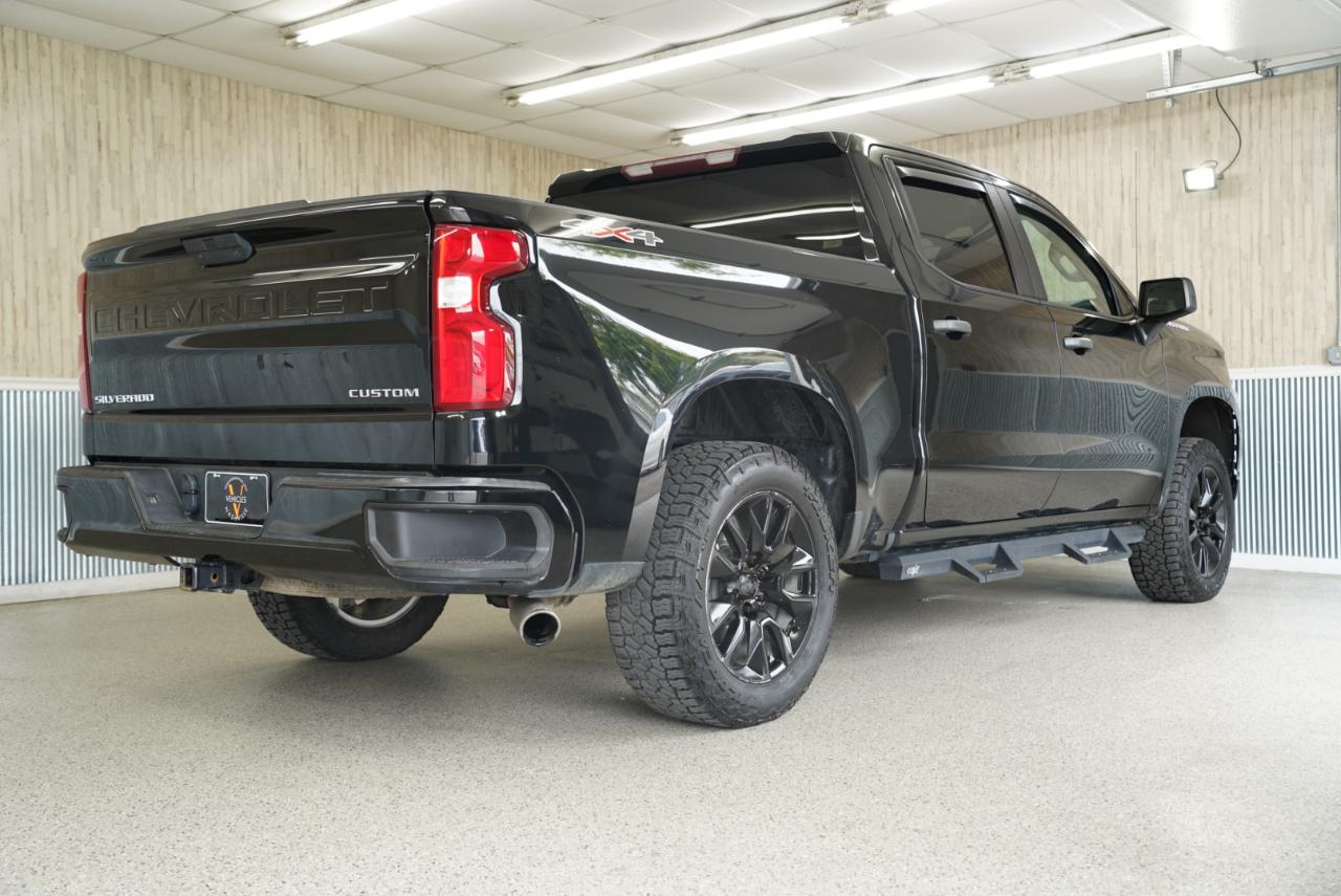 Chevrolet Silverado 1500 4WD Crew Cab 147" Custom 2021