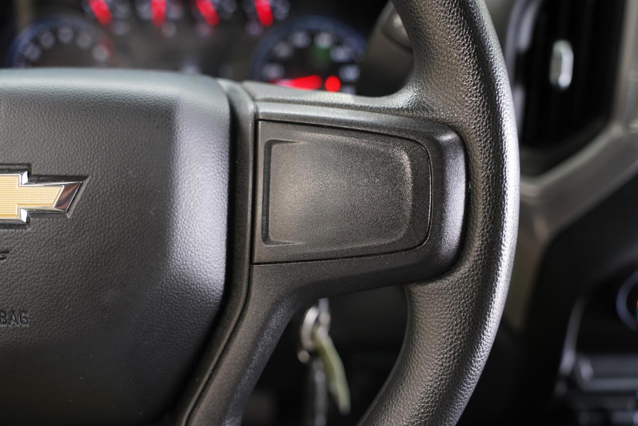 Chevrolet Silverado 1500 4WD Crew Cab 147" Custom 2021
